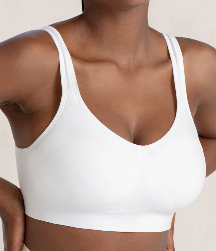 bonnets couvrants et lisses qui donnent une forme naturelle bretelles larges pour plus de confort et moins de pression un dos avec fermeture à agrafes et bande large pour lisser le dos un tissu uniforme, sans couture apparente, pour un effet invisible sous les vêtements